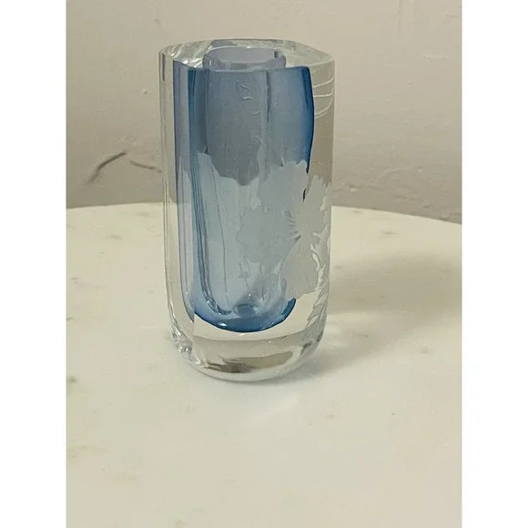 Vintage Perry Coyle Etched Glass Ice‎ Blue Floral Vase Signed - Picture 9 of 13